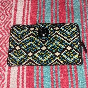 Vera Bradley Bifold Wallet Rain Forest pattern hardly used like new